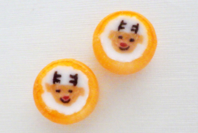 トナカイキャンディ”はクリスマスのイベントで配るお菓子です | 飴の