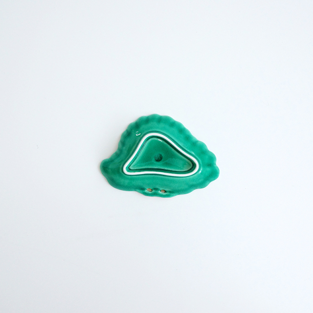 金彩緑交趾 松型小皿