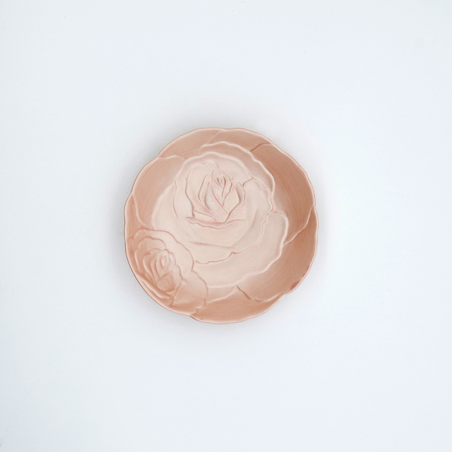 mint. 薔薇彫り深小皿【金照堂オリジナル】