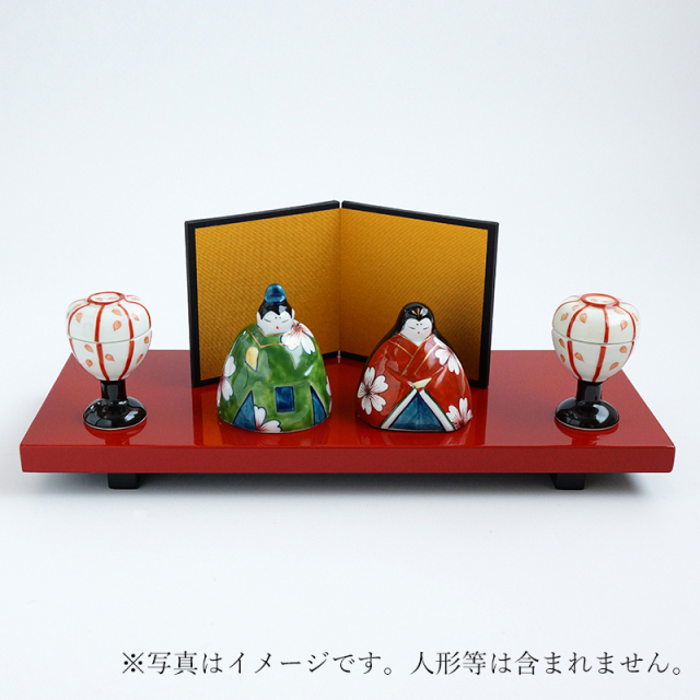 とてもかわいらしい本物そっくりなボンボリ型蓋物 です。小さい珍味