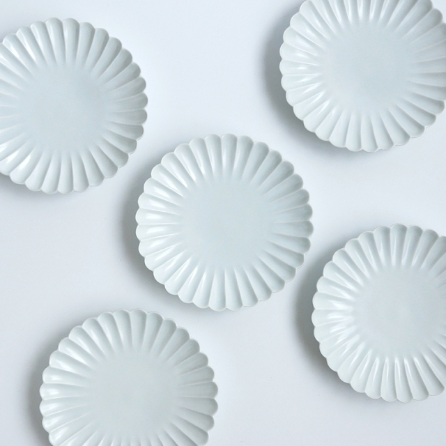 萌窯  色絵菊　5寸菊皿 4枚セット 萌窯 色絵菊 5寸菊皿 4枚セット 萌窯 色絵菊 5