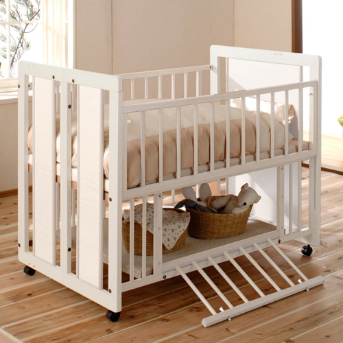 [ベビージュニア DX180 ネオ (ホワイト色)] キンタロー ベビーベッド 日本製※入荷は未定になります