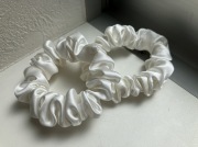シルク サテン シュシュ ヘアゴム【ホワイト】レギュラー サイズ 12mm シルク100％ KINUオリジナル 2個セット
