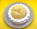 洋梨と紅茶のホールケーキ