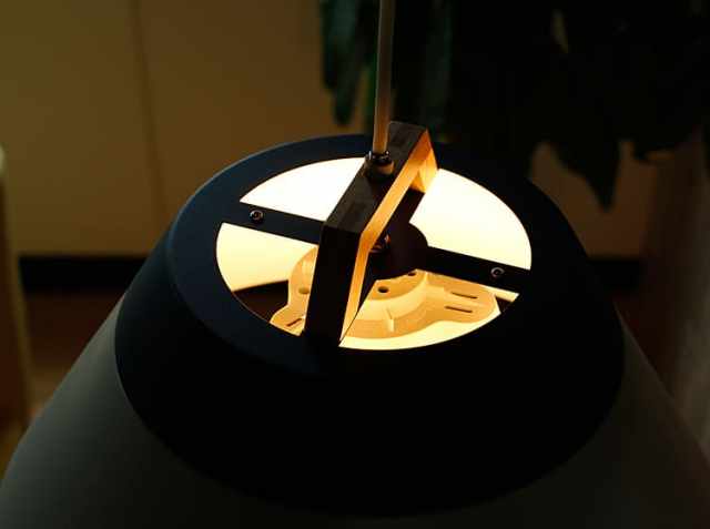 北欧テイストの天井照明 LAMP by 2TONE 3BULB PENDANT｜北欧