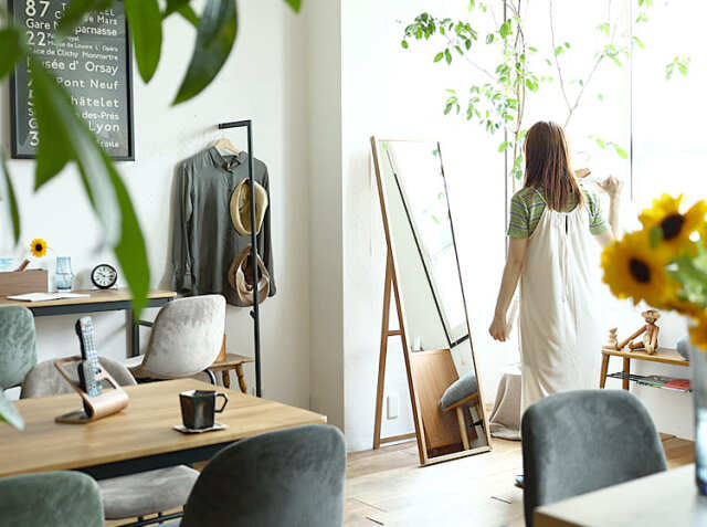 スタンディングミラー aicru（アイクル）※壁掛け可｜北欧