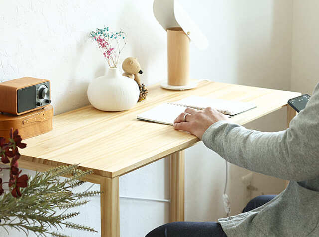 パレット風デスク