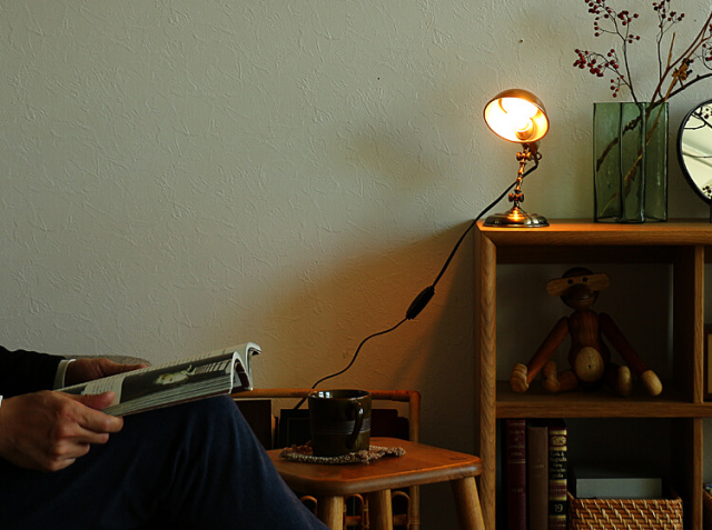 テーブルランプ