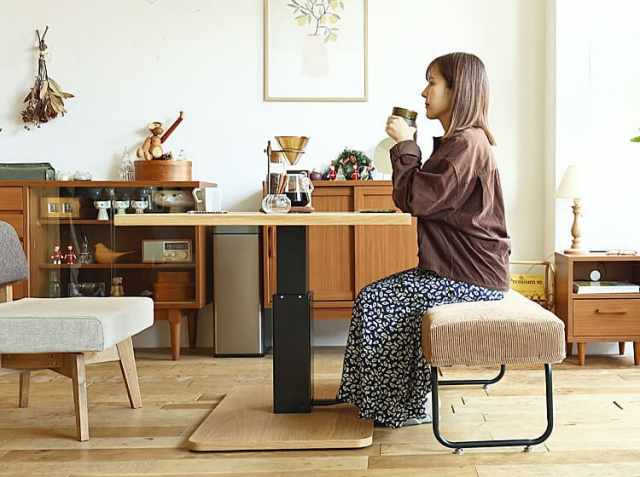 昇降式ダイニングテーブル　Agos（アゴス）ヘリンボーンタイプ／オーク 昇降式ダイニングテーブル Agos（アゴス）ヘリンボーンタイプ／オーク
