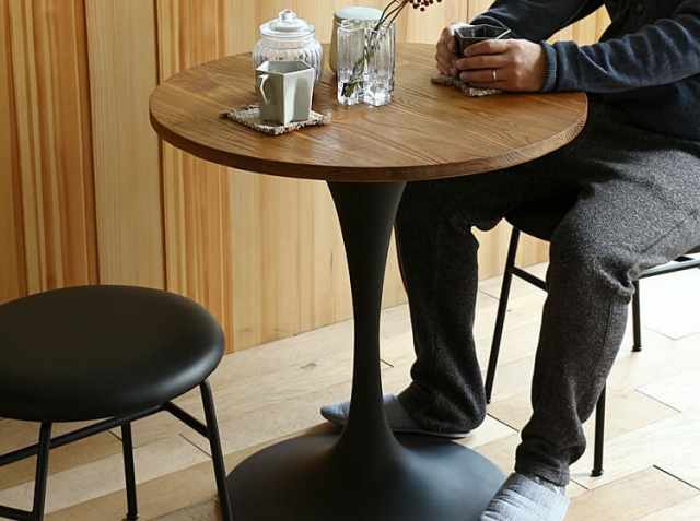 カフェテーブル armoc