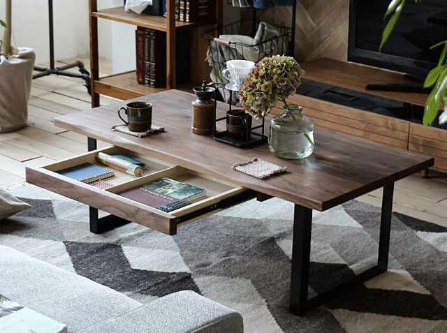 リビングテーブル