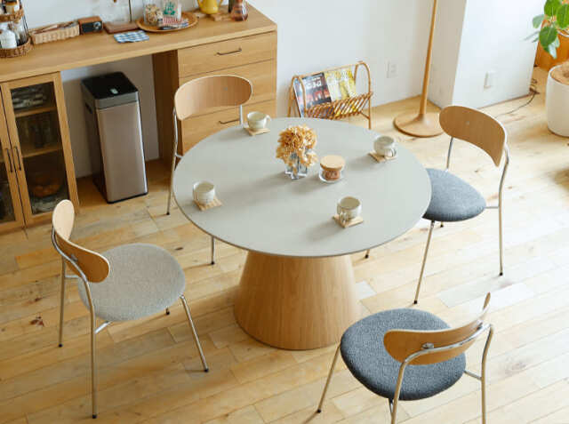 円形ダイニングテーブル Cody（コディ）｜北欧・ヴィンテージ