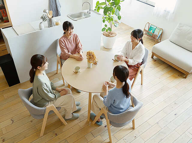 円形 伸長式ダイニングテーブル Dentto(デント) ナチュラル｜北欧