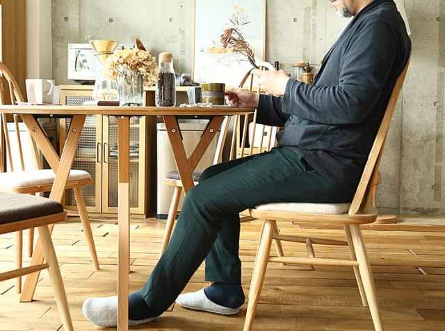 オシャレ　円形　ダイニングテーブル 円形ダイニングテーブル Logie（ロジー）｜北欧・ヴィンテージ