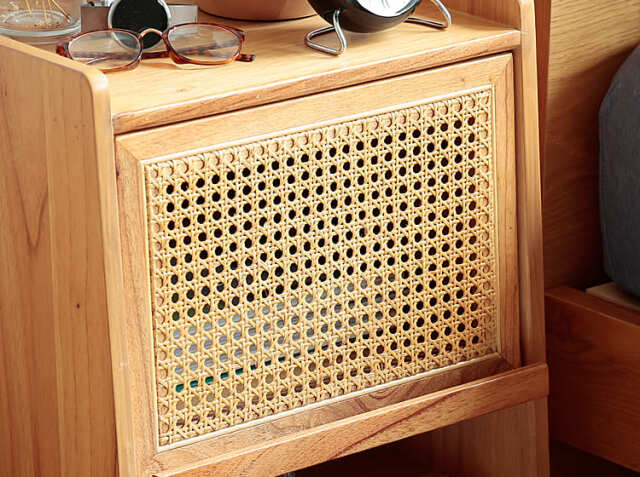 ナイトテーブル Doffy（ドフィー）｜北欧・ヴィンテージインテリア