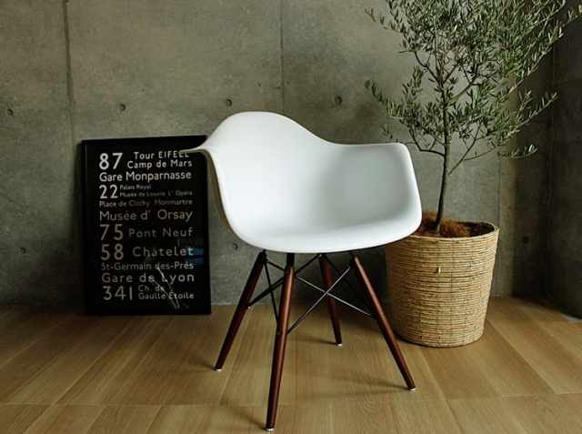 イームズ シェルチェア EAMES-DAW ブラウン脚タイプ｜北欧