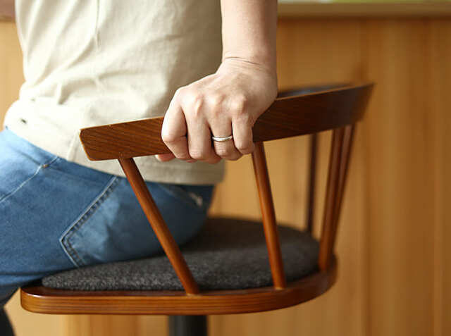 バーチェアー earo（エアロ）｜北欧・ヴィンテージインテリア・家具