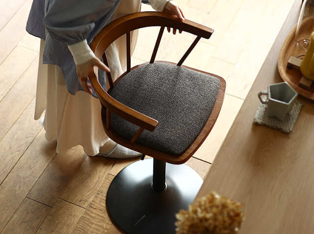 バーチェアー earo（エアロ）｜北欧・ヴィンテージインテリア・家具