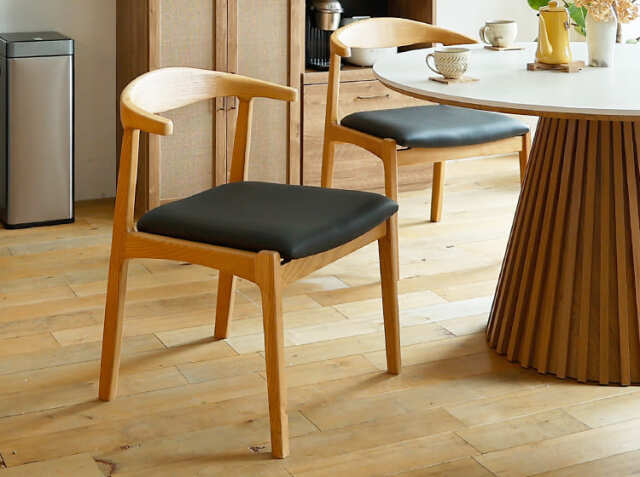 円形ダイニングテーブル Pele（ペル）｜北欧・ヴィンテージインテリア