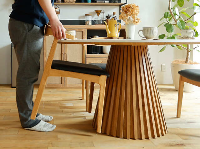 円形ダイニングテーブル Pele（ペル）｜北欧・ヴィンテージインテリア