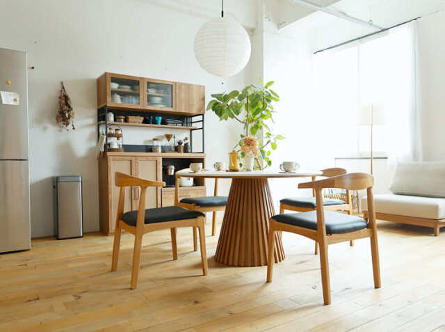 円形ダイニングテーブル Pele（ペル）｜北欧・ヴィンテージインテリア