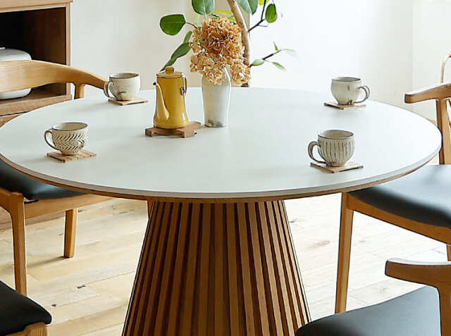 円形ダイニングテーブル Pele（ペル）｜北欧・ヴィンテージインテリア