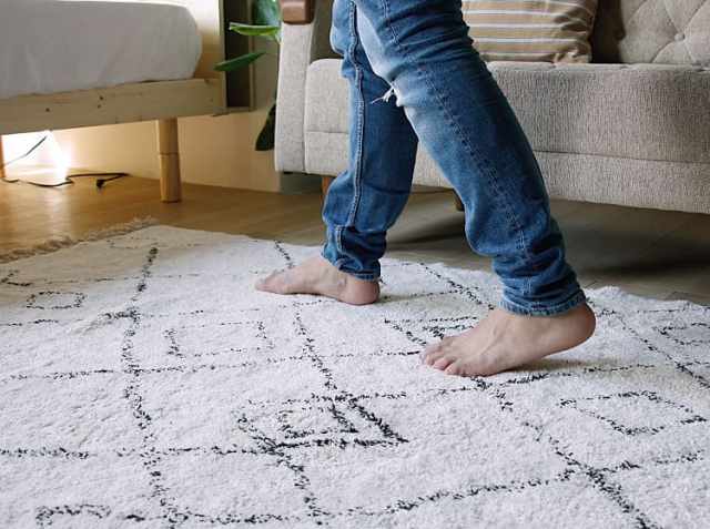 ラグマット ERIVAN RUG｜北欧・ヴィンテージインテリア・家具通販