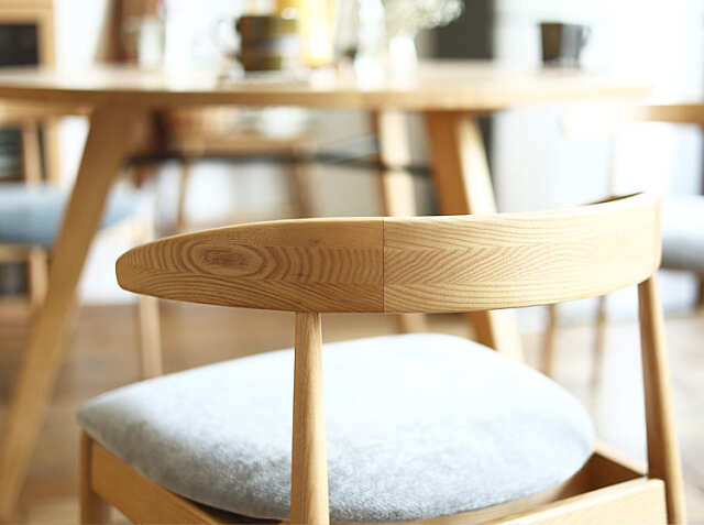 ダイニングチェア form(フォーム) ファブリック｜北欧・ヴィンテージ