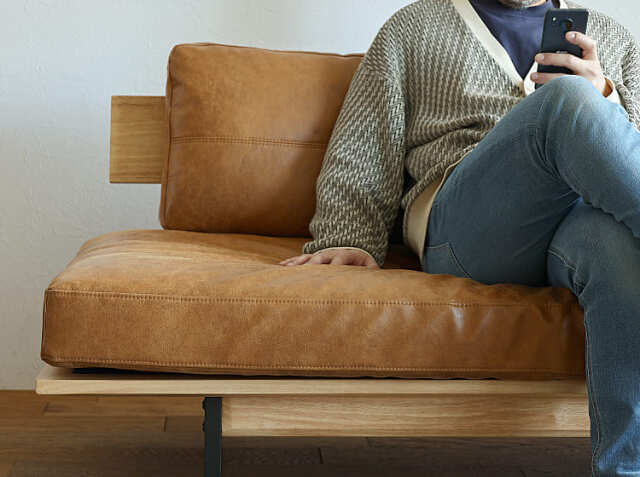 3人掛けソファー form（フォーム） キャメルカラー｜北欧