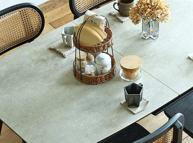 かたねや　G LAN ダイニングテーブル 01_02.jpg