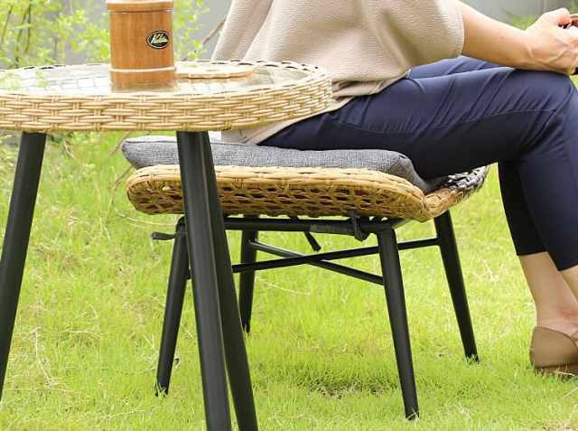 スツール付きパーソナルチェア Rizonea（リゾネア）｜北欧