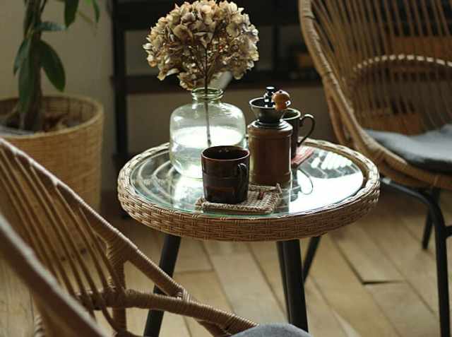 イタリア製　サイドテーブル　円形 円形サイドテーブル Rizonea（リゾネア）｜北欧・ヴィンテージ