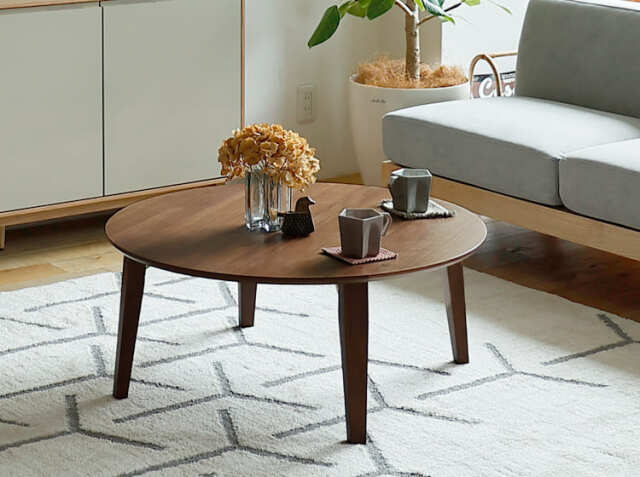 折りたたみ式円形センターテーブル Hiram（ヒラム）｜北欧