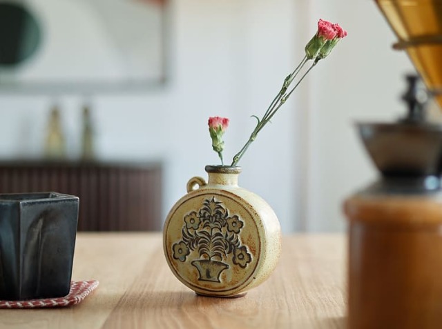 ARABIA　GOG　フラワーベース　花模様の円筒形 ARABIA GOG フラワーベース 花模様の円筒形 - メルカリ