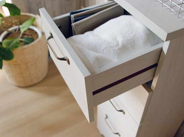 スリムチェスト Latee（ラティ）｜北欧・ヴィンテージインテリア・家具