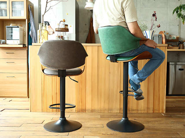 カウンターチェア　オリーブグリーン　ベルベット椅子 イス　店舗什器　引き取り可 カウンターチェア オリーブグリーン ベルベット椅子 イス 店舗