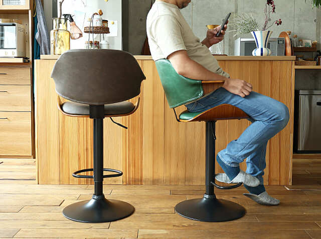 スナック、喫茶店に最適な椅子、8脚 品
