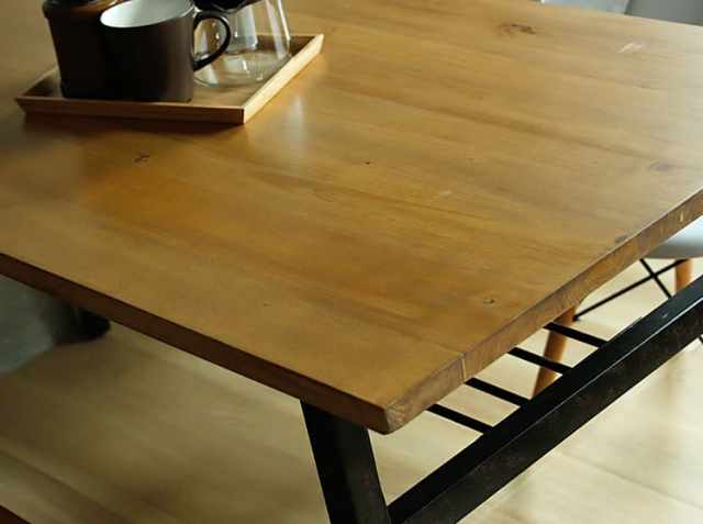 ダイニングテーブル MAKE（メイク）｜北欧・ヴィンテージインテリア