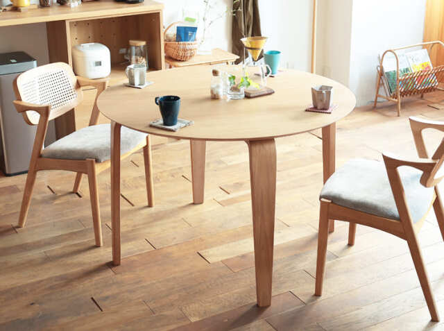 円形ダイニングテーブル Mallt（マルト）直径110cm｜北欧