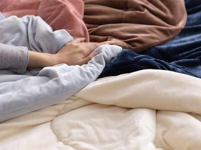 ふとんとふ うっとりなめらか ふわ毛布 mofua（モフア） ｜北欧