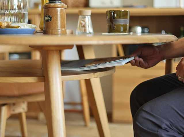 処分価格！ 円形ダイニングテーブル　(テーブル) 楽天市場】伸長 丸 ダイニングテーブル 円形 120 楕円形 180 2人掛け 4