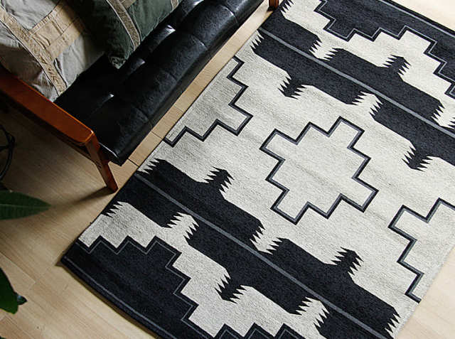 ラグマット BasShu NATIVE RUG インディアンモチーフ ラグ ラグマット NATIVE RUG BLACK｜北欧・ヴィンテージインテリア・家具