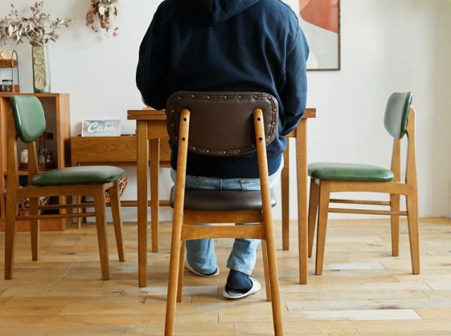 ダイニングチェア Rasic（ラシック） レザータイプ｜北欧