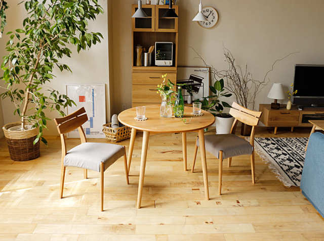 円形ダイニングテーブル REEL(リール) ナチュラル ｜北欧