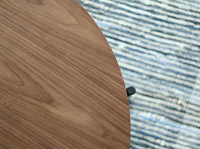 円形ウォールナット調センターテーブル 円形センターテーブル Rest（レスト） ウォールナットタイプ