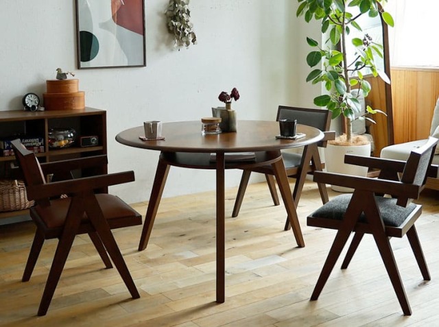円形ダイニングテーブル Rigara(リガラ)｜北欧・ヴィンテージ