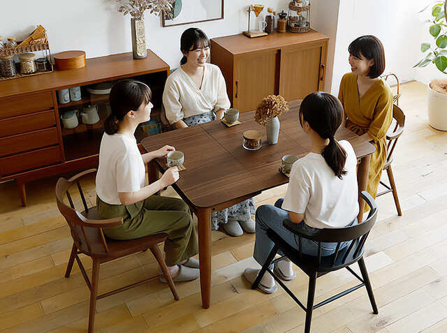 伸長式ダイニングテーブル Rizon(リゾン) 80-120cm｜北欧