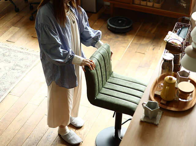 【極美品】OFFINEO スリークメタル カウンターチェア グリーン×ブラック 極美品】OFFINEO スリークメタル カウンターチェア グリーン