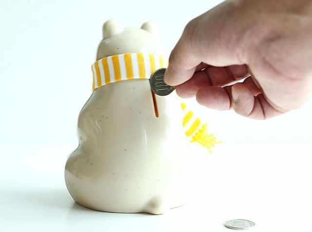 PLASTEP Polar Bear Money Box（白くま貯金箱）｜北欧