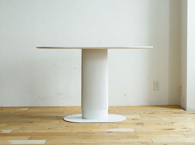 楕円形ダイニングテーブル signa（シグナ）｜北欧・ヴィンテージ